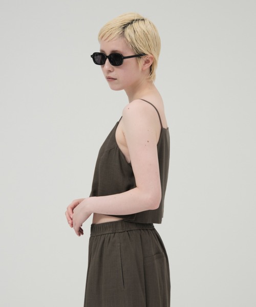 lit（リット）の「Linen Cropped Camisole（キャミソール・レディース・ブラック/モカ/ベージュ・FREE）」の16枚目の写真