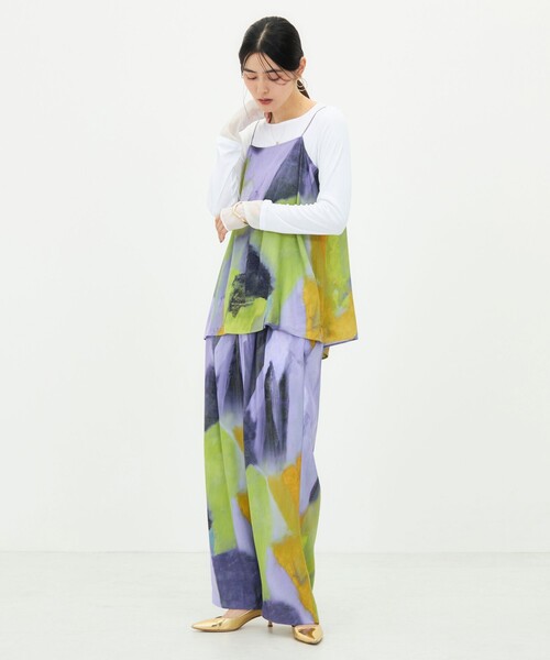 NOLLEY’S(ノーリーズ)の「《セットアップ対応》ウォッシャブルDEVEAUXペイント柄ワイドパンツ(その他パンツ・レディース・パープル系その他・36/38)」の14枚目の写真