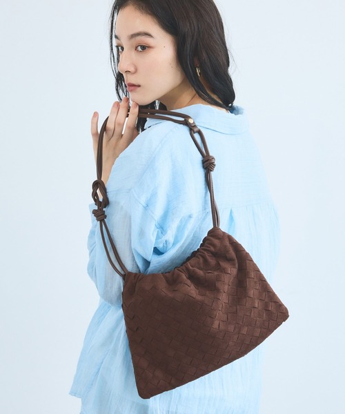 VELETTO（ベレット）の「BARNYARDSTORM / VELETTO / スエードメッシュバッグ【カラー別注】（ショルダーバッグ・レディース・ブラック/ブラウン・FREE）」の10枚目の写真
