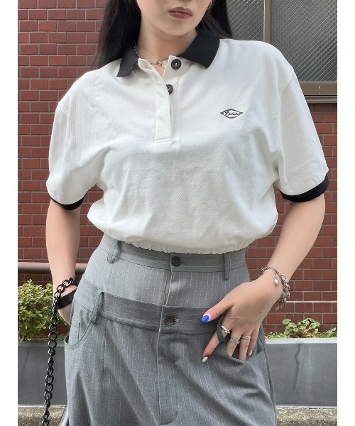 ELCHELE(エルチェレ)の「CROPPED POLO TEE(Tシャツ/カットソー・レディース・ホワイト/グレー/ブラック・FREE)」の2枚目の写真