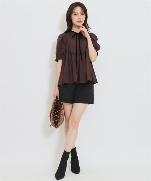 WILLSELECTION(ウィルセレクション)の「リボンタイギャザーAラインブラウス(シャツ/ブラウス・レディース・ホワイト系その他/オフホワイト/ダークブラウン・FREE)」の4枚目の写真