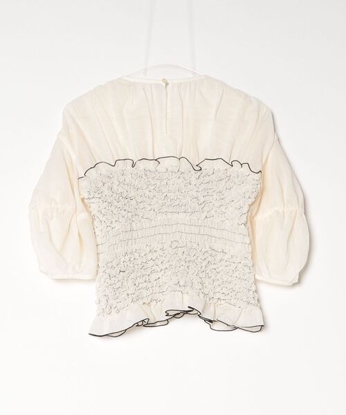 CLANE(クラネ)の「COLOR STITCHED SHIRRING TOPS 11122-4263(Tシャツ/カットソー・レディース・ブラック/オフホワイト・1/2)」の3枚目の写真