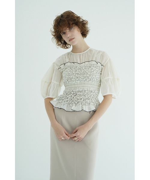 CLANE(クラネ)の「COLOR STITCHED SHIRRING TOPS 11122-4263(Tシャツ/カットソー・レディース・ブラック/オフホワイト・1/2)」の13枚目の写真