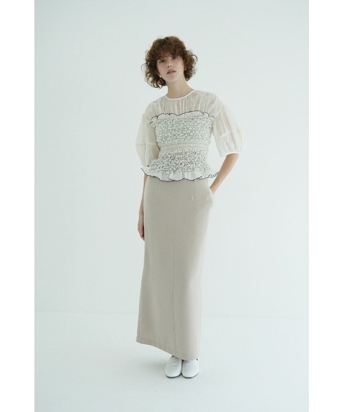 CLANE(クラネ)の「COLOR STITCHED SHIRRING TOPS 11122-4263(Tシャツ/カットソー・レディース・ブラック/オフホワイト・1/2)」の15枚目の写真