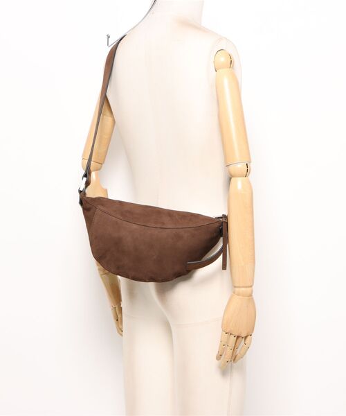 ALLSAINTS(オールセインツ)の「LUNA SUEDE CROSSBODY | LUNA スエード クロスボディ(ショルダーバッグ・レディース・ブラウン系その他・ONE SIZE)」の10枚目の写真