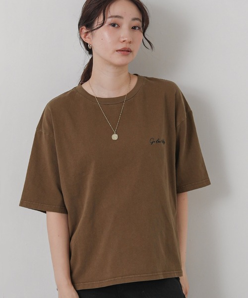 Gready Brilliant（グレディブリリアン）の「刺繍ロゴピグメントカットソー（Tシャツ/カットソー・レディース・オフホワイト/ブラウン・38）」の9枚目の写真