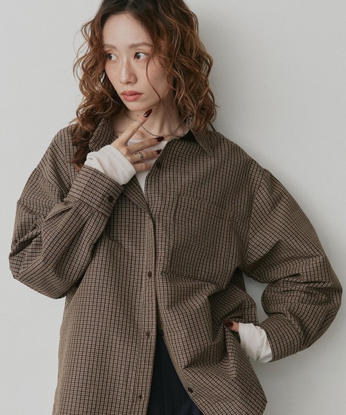 ad thie(アドティエ)の「アソート サッカー オーバーサイズ シャツ(シャツ/ブラウス・レディース・ベージュ系1/グリーン系/ベージュ系2/ブラウン系・FREE)」の2枚目の写真