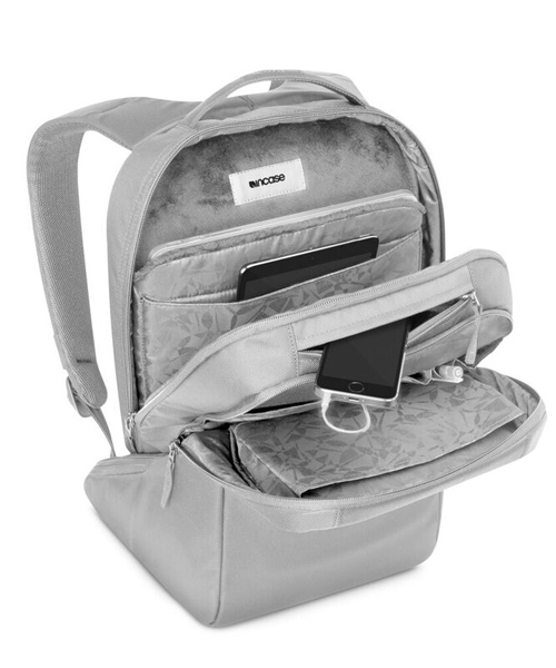 incase(インケース)の「※入荷禁止※CL55536 Icon Slim Pack Nylon(バックパック/リュック・メンズ・グレー・ONE SIZE)」の18枚目の写真