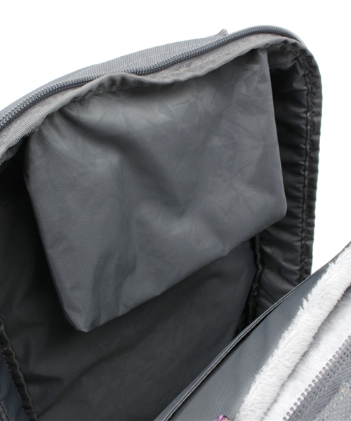 incase(インケース)の「※入荷禁止※CL55536 Icon Slim Pack Nylon(バックパック/リュック・メンズ・グレー・ONE SIZE)」の12枚目の写真