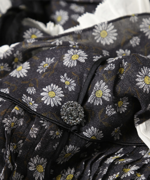 MARC JACOBS（マークジェイコブス）の「DAISY COTTON VOILE/Vネック 