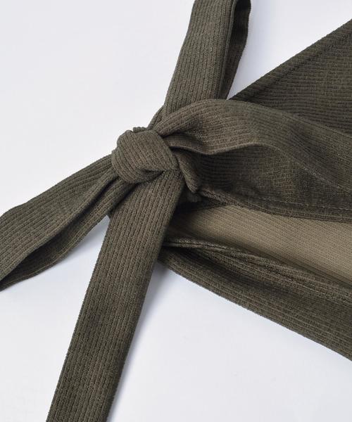 Khaju（カージュ）の「Khaju:リボンVネックワンピース◇（ワンピース・レディース・カーキ/ネイビー/ブラック/ベージュ・ONE SIZE）」の13枚目の写真
