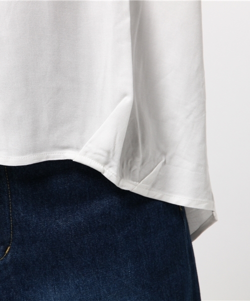 VENCEEXCHANGE（ヴァンスエクスチェンジ）の「レーヨンスキッパーシャツ  （シャツ/ブラウス・レディース・レンガ/オフホワイト/ダークグリーン・MEDIUM）」の4枚目の写真