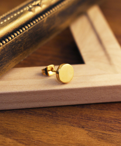 Vaya Con Dios（ヴァヤコンディオス）の「【VayaConDios/ ヴァヤコンディオス】ステンレス製サークルスタッドピアス[片耳用]（ピアス（片耳用）・メンズ・ゴールド/シルバー/ブラック/ピンクゴールド・FREE）」の13枚目の写真