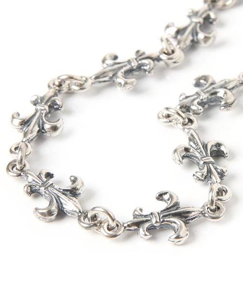 ROYAL ORDER(ロイヤルオーダー)の「TINY FLEUR DE LIS BRACELET(ブレスレット・メンズ・シルバー・US-6/US-7/US-8/US-6h)」の5枚目の写真
