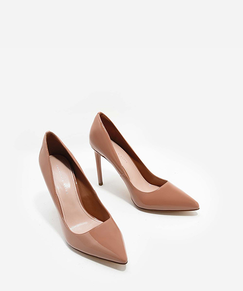 CHARLES & KEITH(チャールズ & キース)の「パテントポインテッドパンプス / PATENT POINTED PUMPS(パンプス・レディース・ブラック/ブラウン系その他/レッド・22cm/23cm/24cm/25cm/23.5cm/24.5cm/22.5cm/26.5cm)」の9枚目の写真