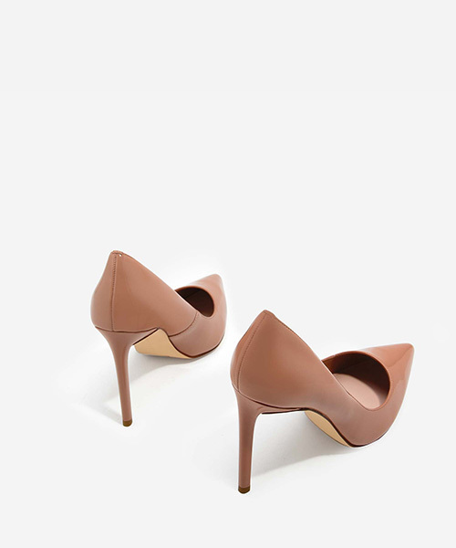 CHARLES & KEITH(チャールズ & キース)の「パテントポインテッドパンプス / PATENT POINTED PUMPS(パンプス・レディース・ブラック/ブラウン系その他/レッド・22cm/23cm/24cm/25cm/23.5cm/24.5cm/22.5cm/26.5cm)」の11枚目の写真