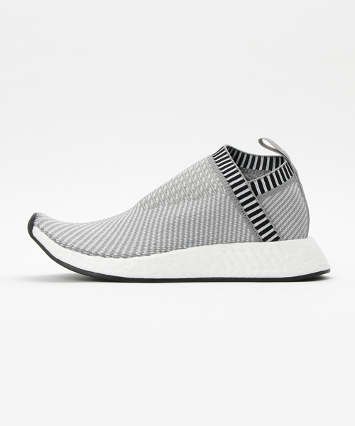 adidas Originals（アディダスオリジナルス）の「オリジナルス エヌエムディー[NMD_CS2 PK]（スニーカー・メンズ・グレー/ブラック×ピンク・26.0cm/27.0cm/28.5cm/23.5cm/28.0cm/25.0cm/26.5cm/27.5cm/24.0cm/25.5cm/24.5cm/22.5cm/23.0cm/29.0cm）」の3枚目の写真
