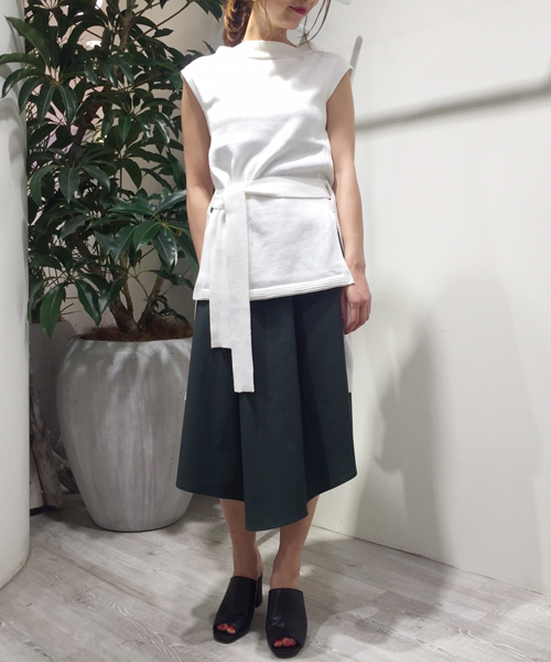 PEGGY LANA（ペギーラナ）の「West Ribbon Knit Tunic（ニット/セーター・レディース・アイボリー/イエロー/ネイビー・FREE）」の14枚目の写真