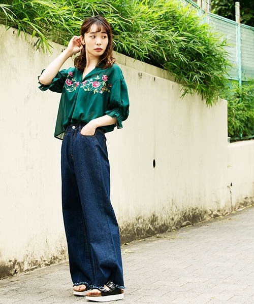 WEGO(ウィゴー)の「WEGO/フラワー刺繍スキッパーシャツ(シャツ/ブラウス・レディース・ダークグリーン/ホワイト/ピンク系その他・FREE)」の15枚目の写真