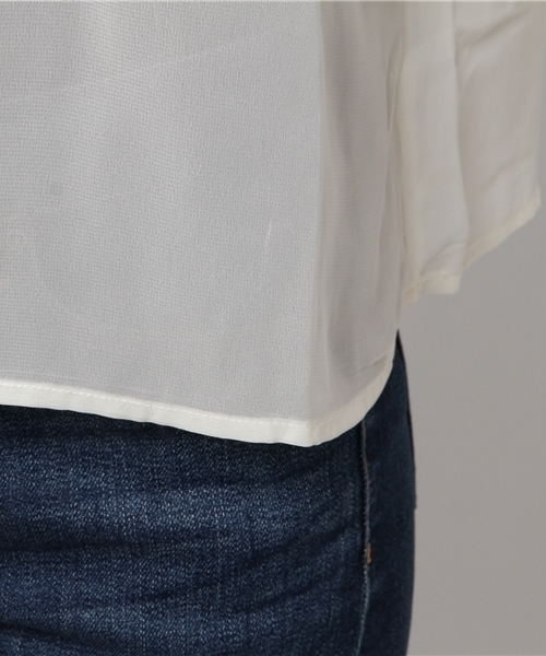 WEGO(ウィゴー)の「WEGO/フラワー刺繍スキッパーシャツ(シャツ/ブラウス・レディース・ダークグリーン/ホワイト/ピンク系その他・FREE)」の5枚目の写真