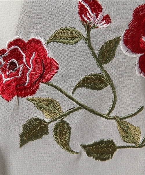 WEGO(ウィゴー)の「WEGO/フラワー刺繍スキッパーシャツ(シャツ/ブラウス・レディース・ダークグリーン/ホワイト/ピンク系その他・FREE)」の6枚目の写真