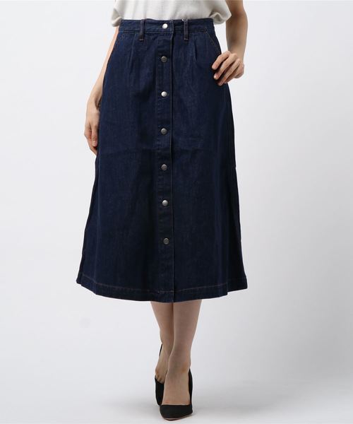 LBC(エルビーシー)の「デニム前ボタンロングスカート(デニムスカート・レディース・ネイビー/ブルー・LARGE/MEDIUM)」の5枚目の写真