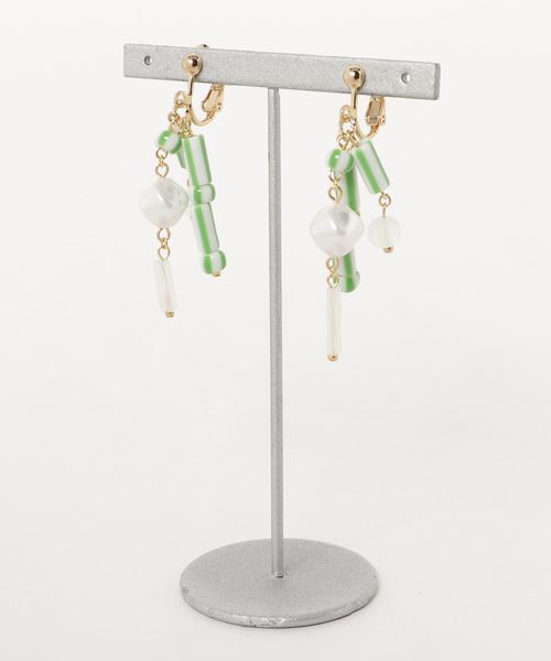 TONE SELECT GOODS(トーンセレクトグッズ)の「【tschuss(チュース)】Polly (ポリー) イヤリング(イヤリング・レディース・ブラック/イエロー/レッド/オレンジ/ブルー/グリーン・FREE)」の3枚目の写真