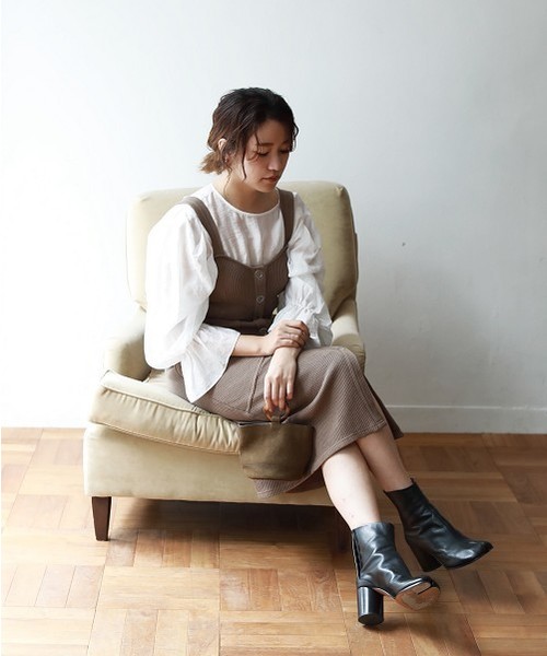 TODAYFUL（トゥデイフル）の「ワッフルボタンビスチェ（その他トップス・レディース・キナリ/ベージュ/チャコールグレー・FREE）」の9枚目の写真