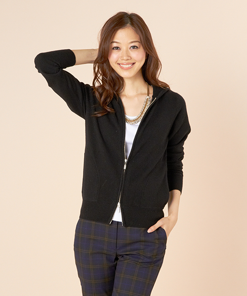 Demi-Luxe BEAMS（デミルクス ビームス）の「Demi-Luxe BEAMS / カシミヤ ジップ パーカー（ニット/セーター・レディース・ナチュラル/ブラック・ONE SIZE）」の2枚目の写真