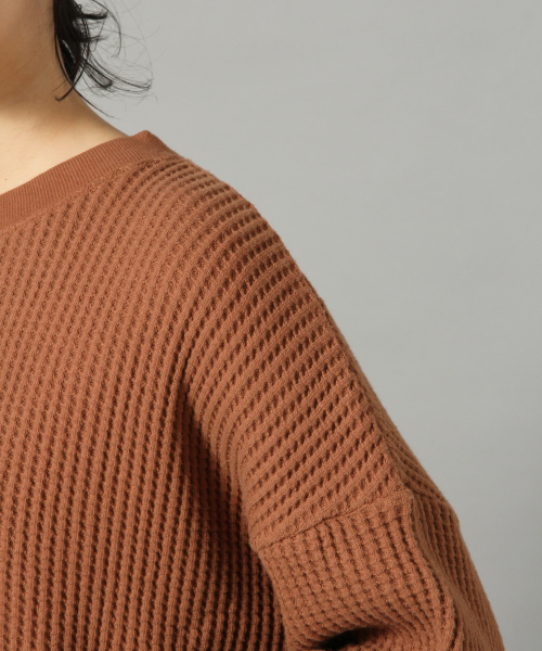 LOWRYS FARM(ローリーズファーム)の「オニワッフルショートプルオーバー 826010(Tシャツ/カットソー・レディース・オフホワイト/ブラック/ブラウン/ブルー・FREE)」の9枚目の写真