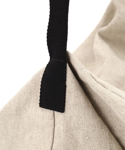 MARGARET HOWELL（マーガレットハウエル）の「LINEN CANVAS（トートバッグ・レディース・ナチュラル・FREE）」の4枚目の写真