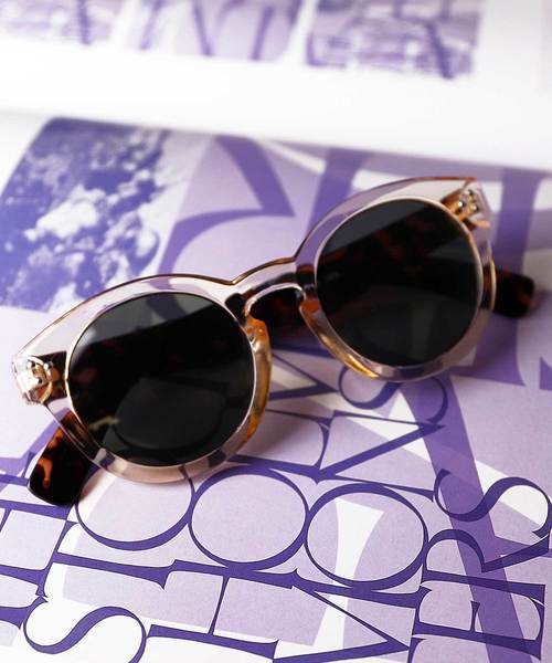 LUGG NAGG（ラグナグ）の「【LUGG NAGG SELECT/ ラグナグセレクト】コンビ/メタル/ビッグラウンド/サングラス/UV400（サングラス・レディース・ブラック/ブラウン/ベージュ/グレー/ゴールド/ゴールド系その他/ゴールド×グレー/ゴールド系その他2/ゴールド系その他3/ブラック×ゴールド/ブラウン系その他/グレー系その他/ピンク/ブラウン系その他2/ダークブラック/ブラウン系その他3/クリア/クリアイエロー/ブラック系その他/ブラウン系その他4/グレー系その他2/ピンク系その他・FREE）」の15枚目の写真