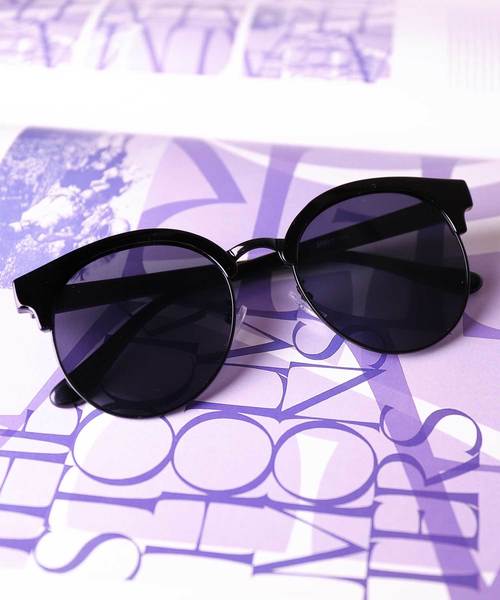 LUGG NAGG（ラグナグ）の「【LUGG NAGG SELECT/ ラグナグセレクト】コンビ/メタル/ビッグラウンド/サングラス/UV400（サングラス・レディース・ブラック/ブラウン/ベージュ/グレー/ゴールド/ゴールド系その他/ゴールド×グレー/ゴールド系その他2/ゴールド系その他3/ブラック×ゴールド/ブラウン系その他/グレー系その他/ピンク/ブラウン系その他2/ダークブラック/ブラウン系その他3/クリア/クリアイエロー/ブラック系その他/ブラウン系その他4/グレー系その他2/ピンク系その他・FREE）」の3枚目の写真