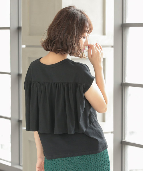 KOBE LETTUCE（コウベレタス）の「バックギャザーフレアデザインカットソーバックシャントップス（Tシャツ/カットソー・レディース・ブラック/パープル/グリーン/グレイッシュベージュ・FREE）」の2枚目の写真