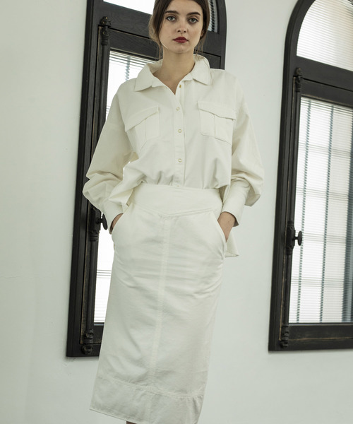 Emma Taylor（エマテイラー）の「デニムタイトスカート（ひざ下丈）（スカート・レディース・ネイビー/オフホワイト・38/36）」の5枚目の写真