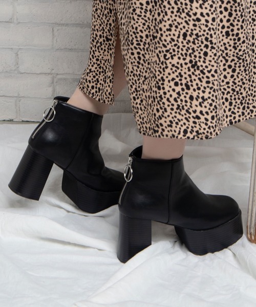 WEGO（ウィゴー）の「WEGO/リングジップヒールスクエアトゥブーツ（ブーツ・レディース・その他1/ブラック・MEDIUM/LARGE）」の2枚目の写真