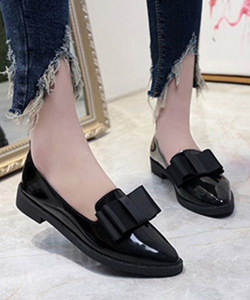 STYLEBLOCK（スタイルブロック）の「リボン付きエナメルローファーパンプス（ローファー・レディース・ブラック/ワインレッド・38/41/40/37/39/36/35）」の2枚目の写真