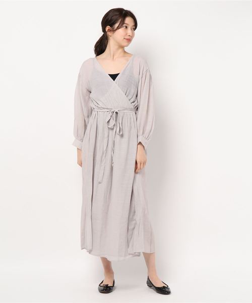 STYLEBLOCK（スタイルブロック）の「シアー素材レーヨンスラブガーゼカシュクールガウンワンピース（ワンピース・レディース・ホワイト/グレー/モカ/アイボリー・M）」の4枚目の写真