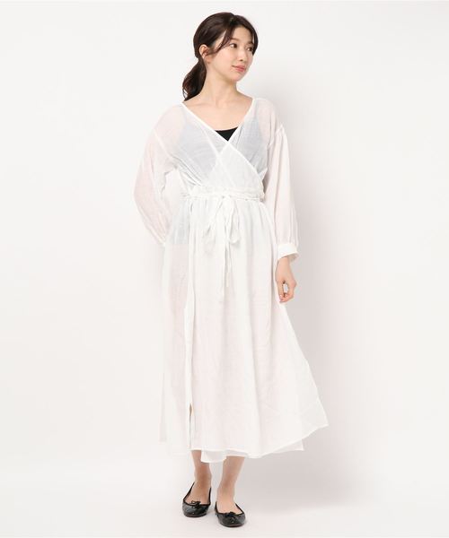 STYLEBLOCK（スタイルブロック）の「シアー素材レーヨンスラブガーゼカシュクールガウンワンピース（ワンピース・レディース・ホワイト/グレー/モカ/アイボリー・M）」の2枚目の写真