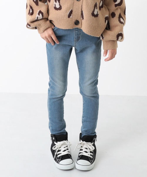 devirock(デビロック)の「楽デニム スキニーデニムパンツ(その他パンツ・キッズ・サックスブルー/ブルー系その他/ネイビー/ワンウォッシュ・130cm/150cm/120cm/160cm/140cm/110cm/100cm)」の2枚目の写真