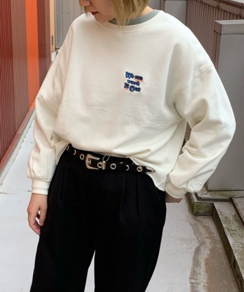 WEGO（ウィゴー）の「WEGO/ドルマンスリーブアソートスウェット（スウェット・レディース・ホワイト/ダークグリーン/パープル/ブルー/アイボリー/ホワイト系その他/ブラック系その他/グリーン系その他/ブルー系その他/スミクロ・SMALL/MEDIUM）」の2枚目の写真