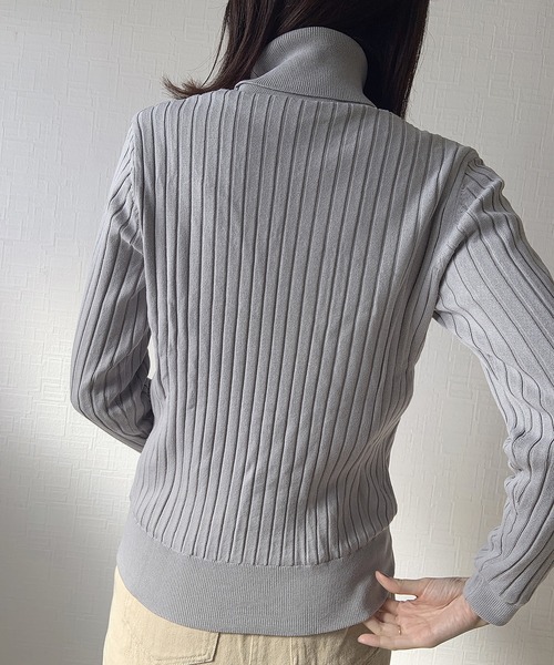 aimoha（アイモハ）の「毛布のように暖かい！ストレッチ抜群で着脱ラクラク (AW)（ニット/セーター・レディース・ベージュ/グレー/ブラック・LARGE/MEDIUM）」の10枚目の写真