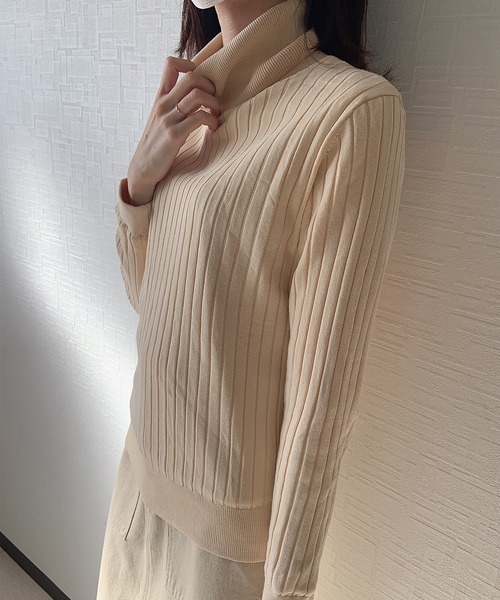 aimoha（アイモハ）の「毛布のように暖かい！ストレッチ抜群で着脱ラクラク (AW)（ニット/セーター・レディース・ベージュ/グレー/ブラック・LARGE/MEDIUM）」の6枚目の写真