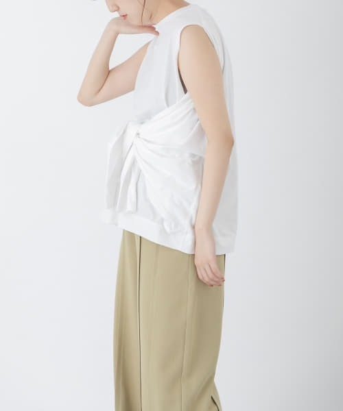 LAATO（ラート）の「DOLMAN SLIT LONG T-SHIRTS（Tシャツ/カットソー・レディース・ホワイト/ブラック・FREE）」の15枚目の写真