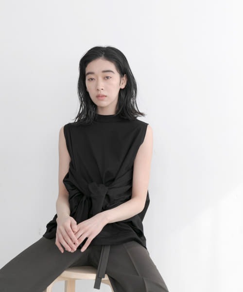 LAATO（ラート）の「DOLMAN SLIT LONG T-SHIRTS（Tシャツ/カットソー・レディース・ホワイト/ブラック・FREE）」の11枚目の写真