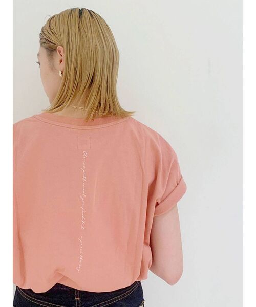 Ungrid(アングリッド)の「メッセージロゴデザインTee(Tシャツ/カットソー・レディース・ブラック/オフホワイト/サーモンピンク・FREE)」の15枚目の写真