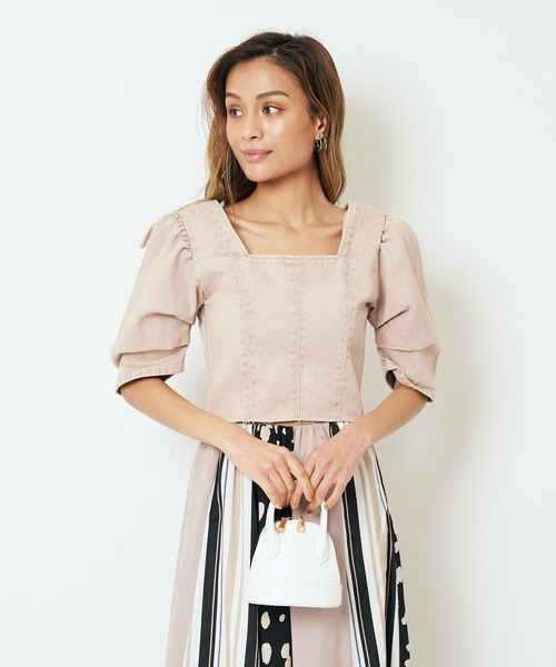 SPIRALGIRL（スパイラルガール）の「タックスリーブデニムトップス（シャツ/ブラウス・レディース・ベージュ/ブルー・FREE）」の18枚目の写真