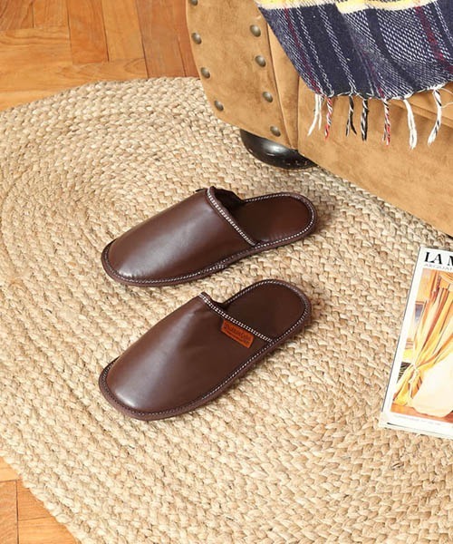 DULTON(ダルトン)の「PU SLIPPERS EV WOMEN/ルームシューズ for WOMEN(ルームシューズ/スリッパ・レディース・ネイビー/ブラック/ブラウン・FREE)」の1枚目の写真