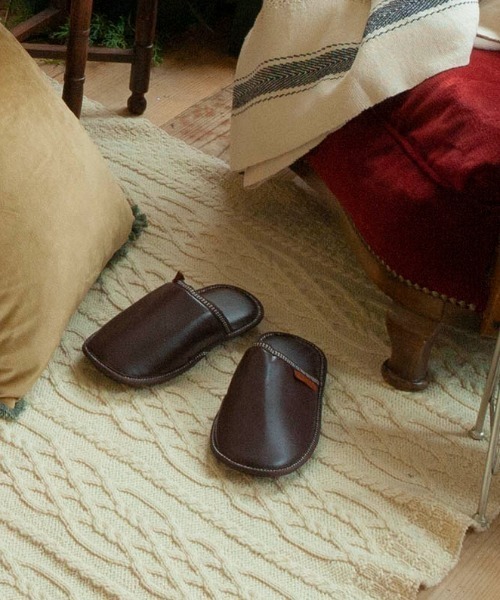 DULTON(ダルトン)の「PU SLIPPERS EV WOMEN/ルームシューズ for WOMEN(ルームシューズ/スリッパ・レディース・ネイビー/ブラック/ブラウン・FREE)」の13枚目の写真