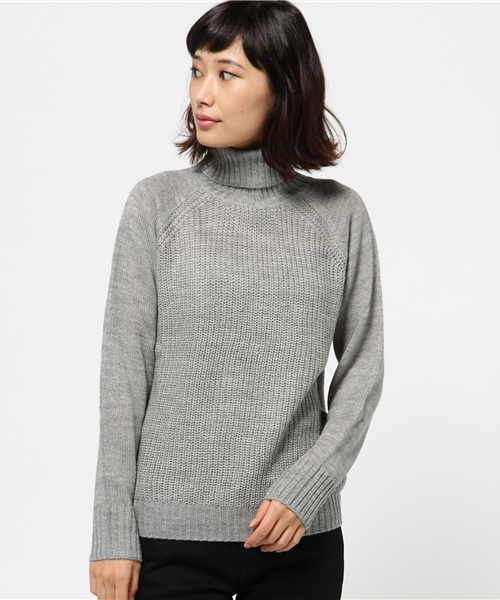 BEAMS LIGHTS Women's(ビームスライツ ウィメンズ)の「BEAMS LIGHTS / あぜ編みラグラン タートルネックプルオーバー(ニット/セーター・レディース・オフホワイト/グレー/ネイビー・FREE)」の3枚目の写真